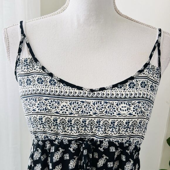 American Eagle Outfitters Black & Gray Floral Boho Sun Dress - Size Small - Picture 2 of 8